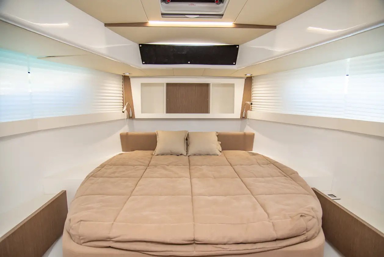 Valia Yacht, Italian Fiart 43, 99knots 2