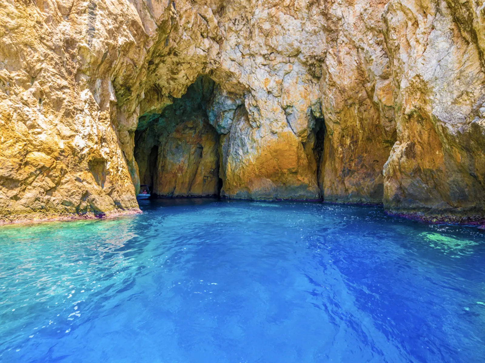 99knots Corfu Yach Rental Gallery 41