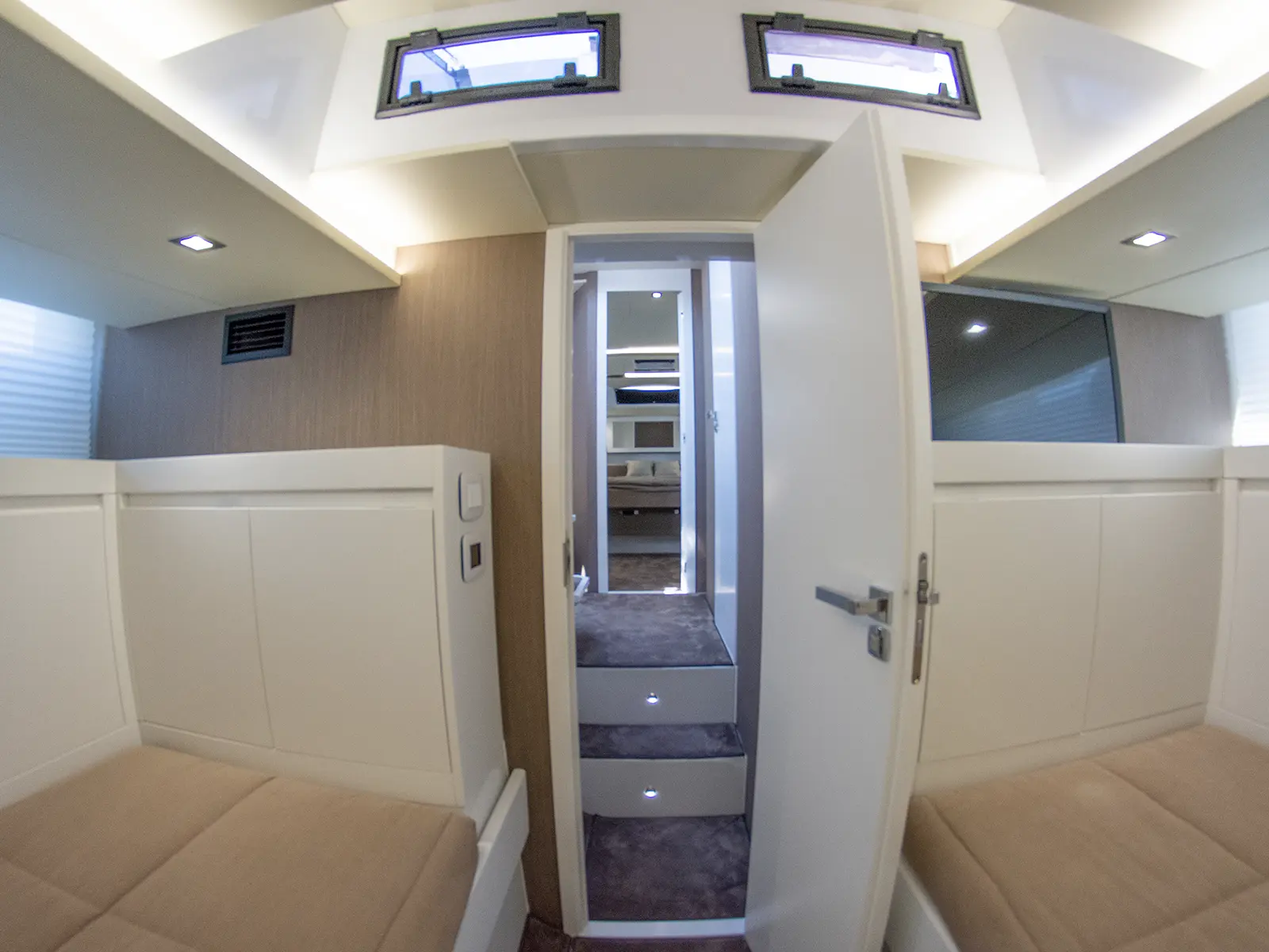 99knots Corfu Yach Rental Gallery 5