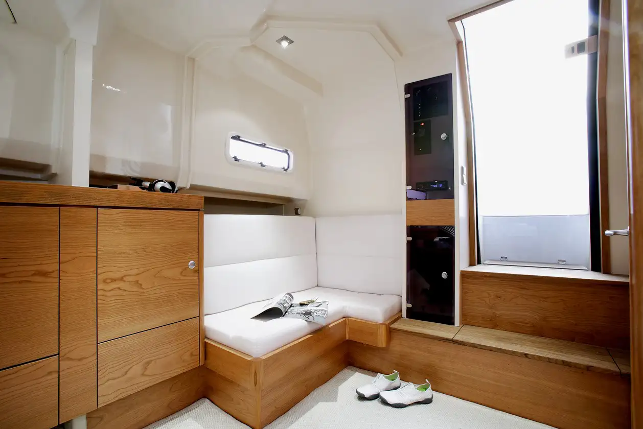 Deos Yacht, Fjord 40, 99knots 5