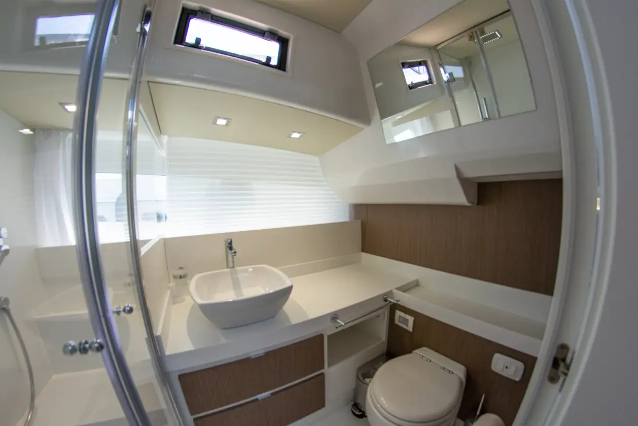 Lefkon Yacht, Italian Fiart 43, 99knots 4