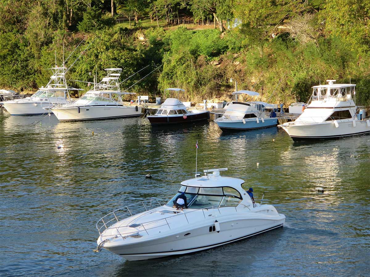 Family Yacht Charters in Corfu: Kid-Friendly Activities and Safe Anchorages