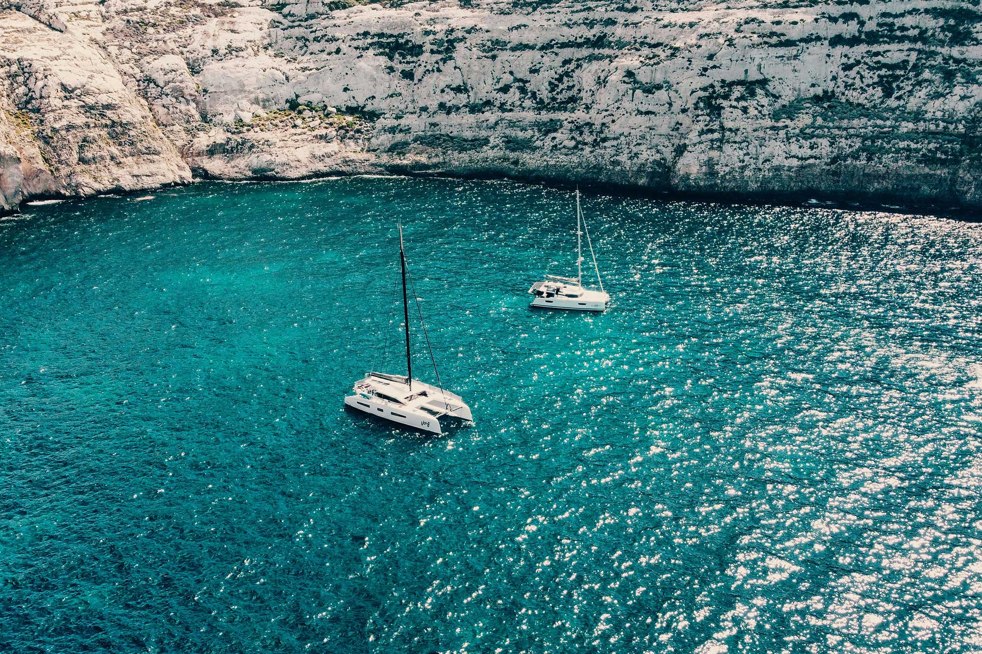 Sailboat vs motor yacht vs catamaran: Which yacht is right for you?